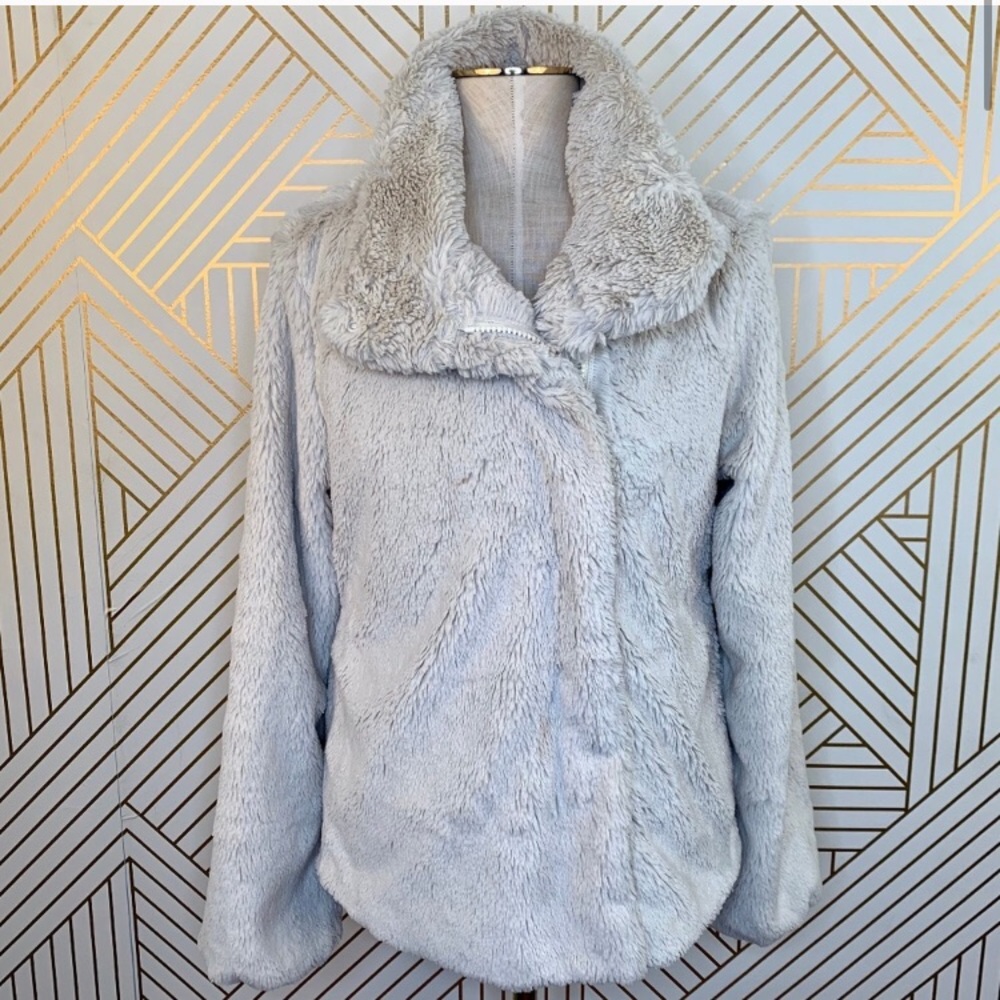 Patagonia Fuzzy Pelage Fleece Jacket